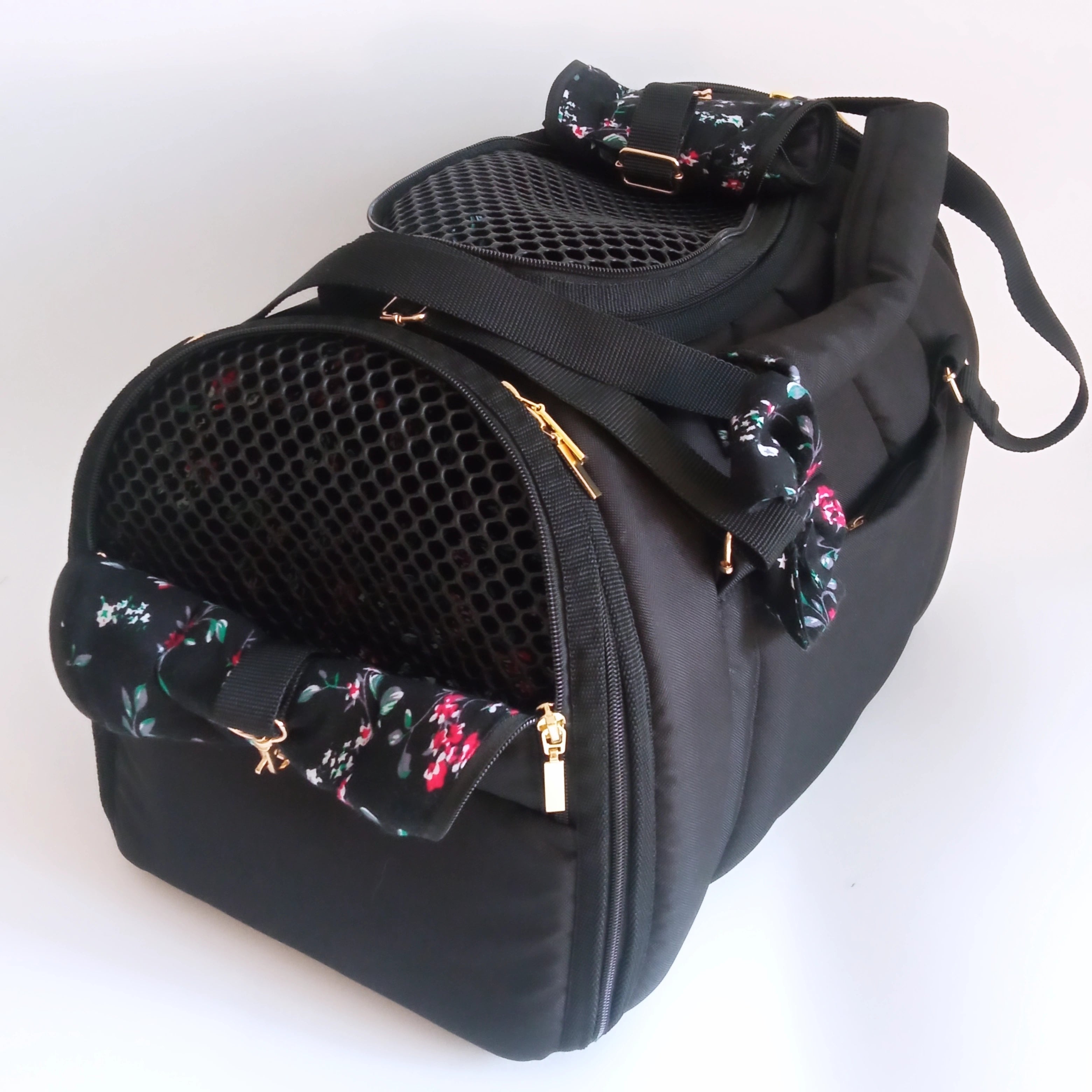 Pet carrier Travel box black&floral